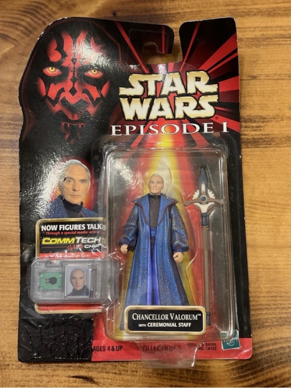 Hasbro Star Wars Episode 1 NIB Figure - Commtech Chancellor Valorum with Staff